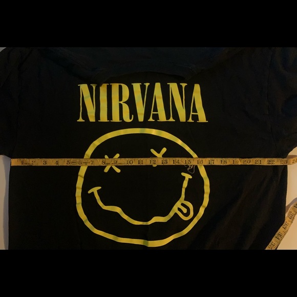 Nirvana graphic T-shirt smiley face sz XL - Picture 2 of 4